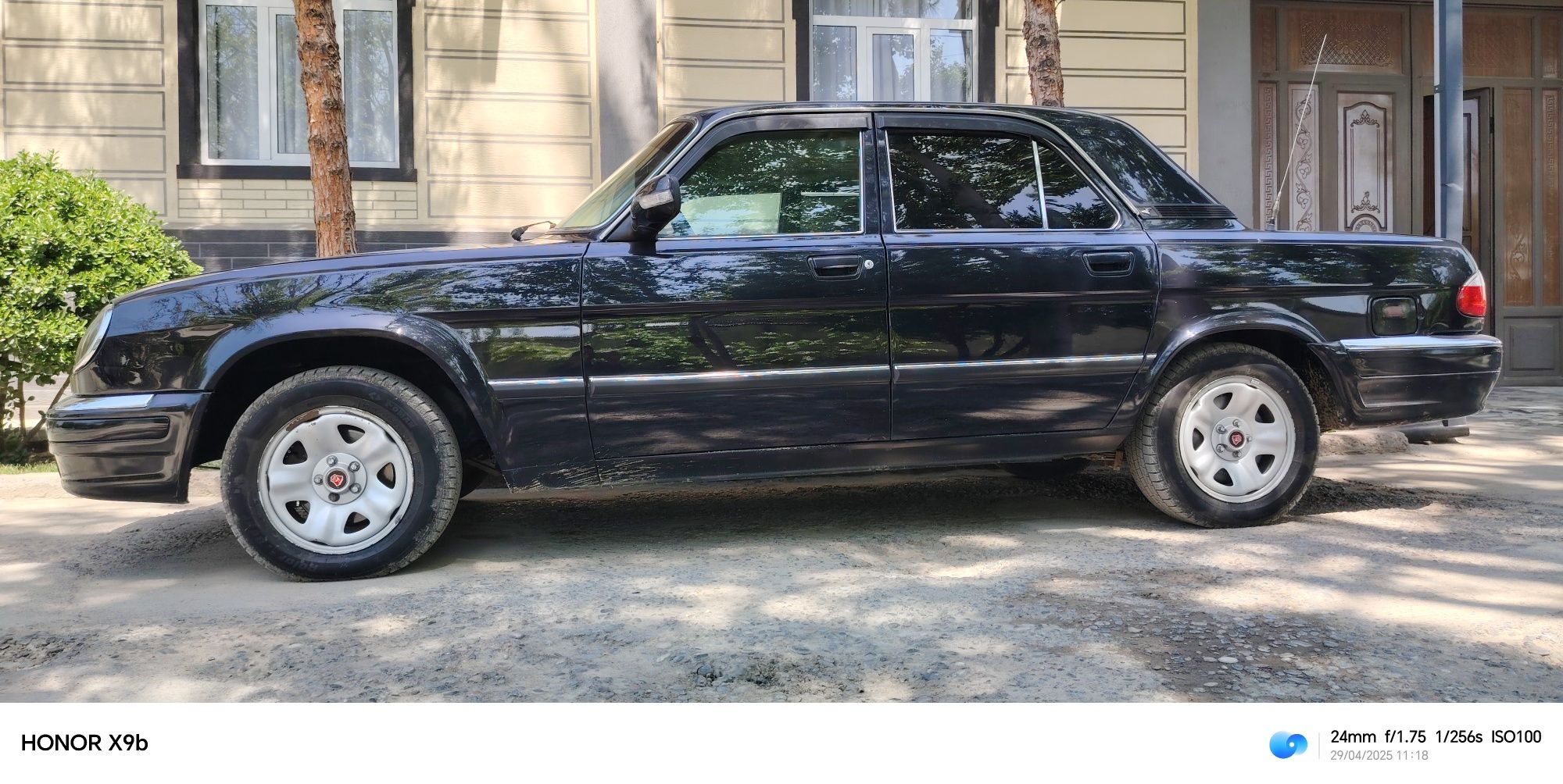 Volga 31105 Radnoy