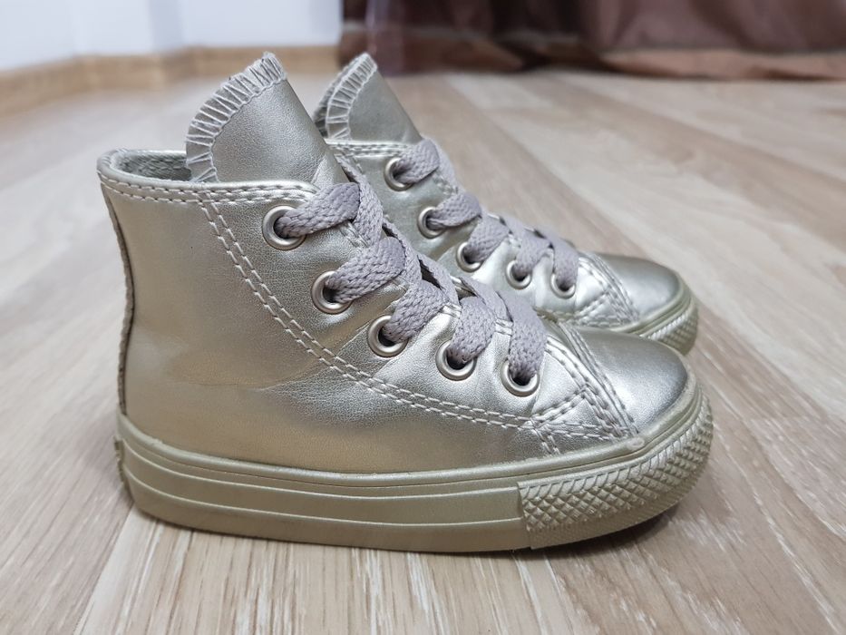 Adidasi Converse mărimea 21 nike