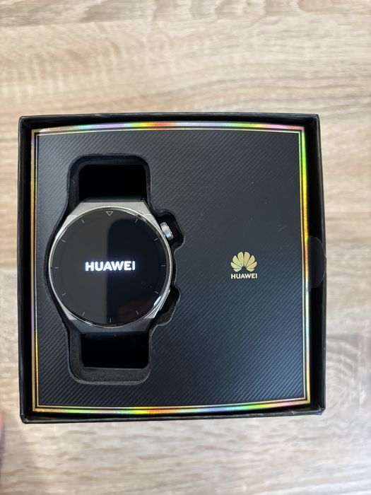 Часовник Huawei GT3 PRO