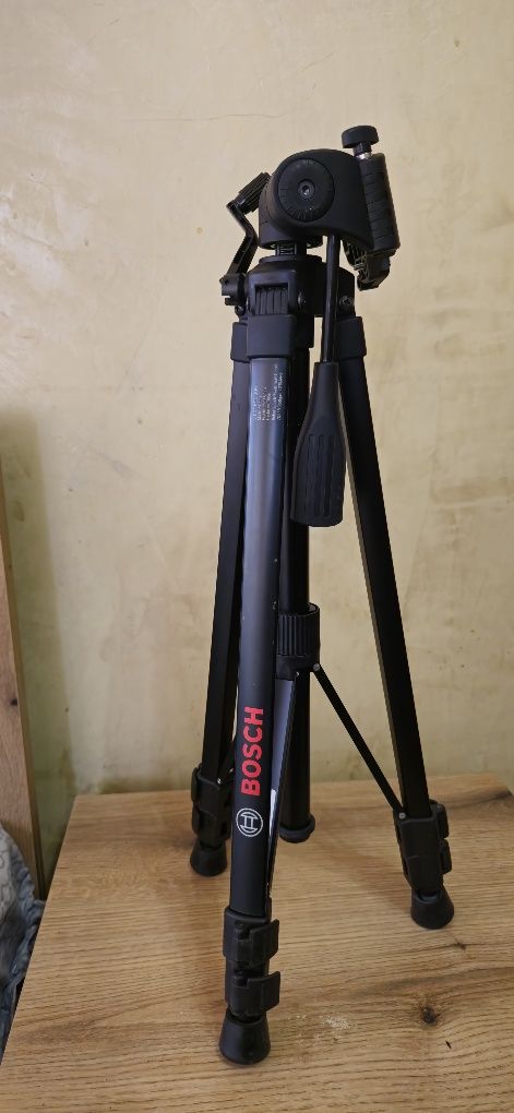Лазерен нивелир Bosch Professional GLL 2-10