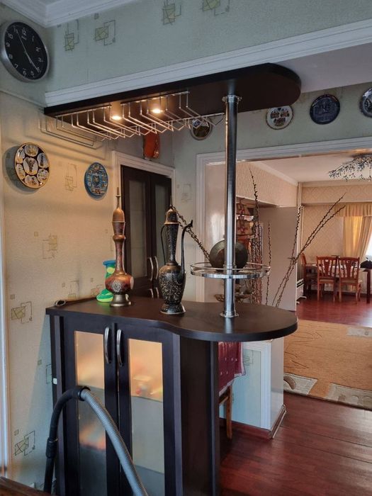 Очень Срочно Ц-1 Детский мир 5ти комнатная с ремонтом 125м²