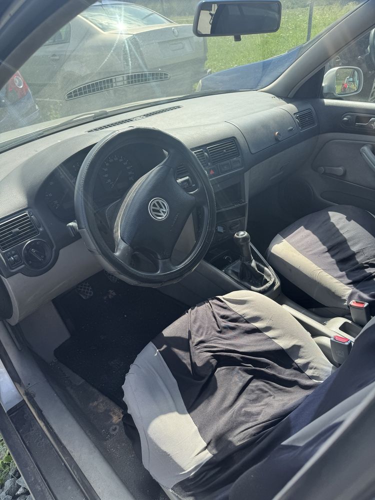 Piese din dezmembrari VW Golf 4