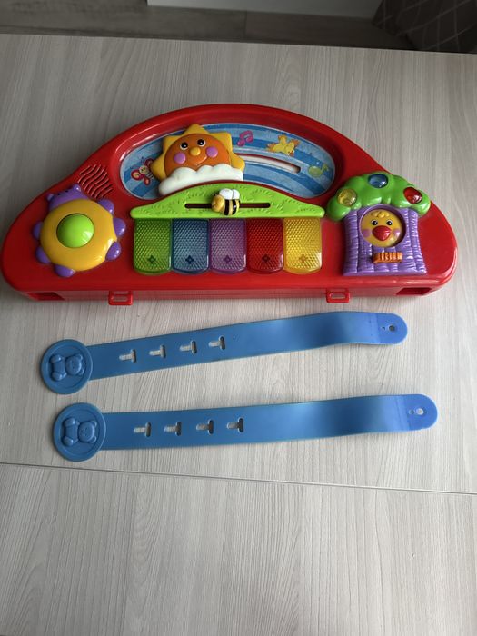 Музыкальная игрушка пианино