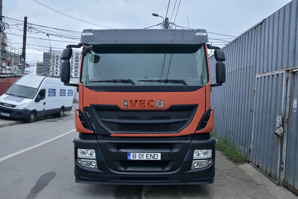 Iveco Stralis autoplatforma utilaje