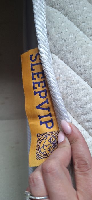 Продаю односпальный матрас Sleep Vip