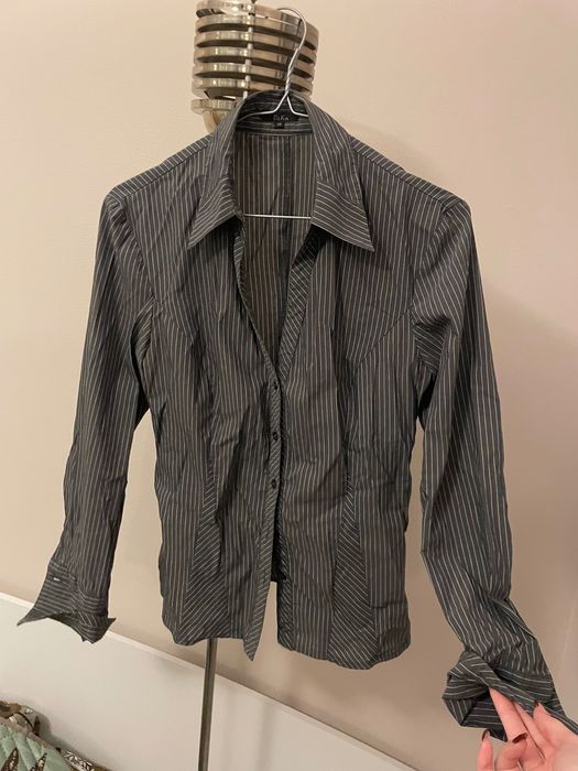 Елегантна риза Dika