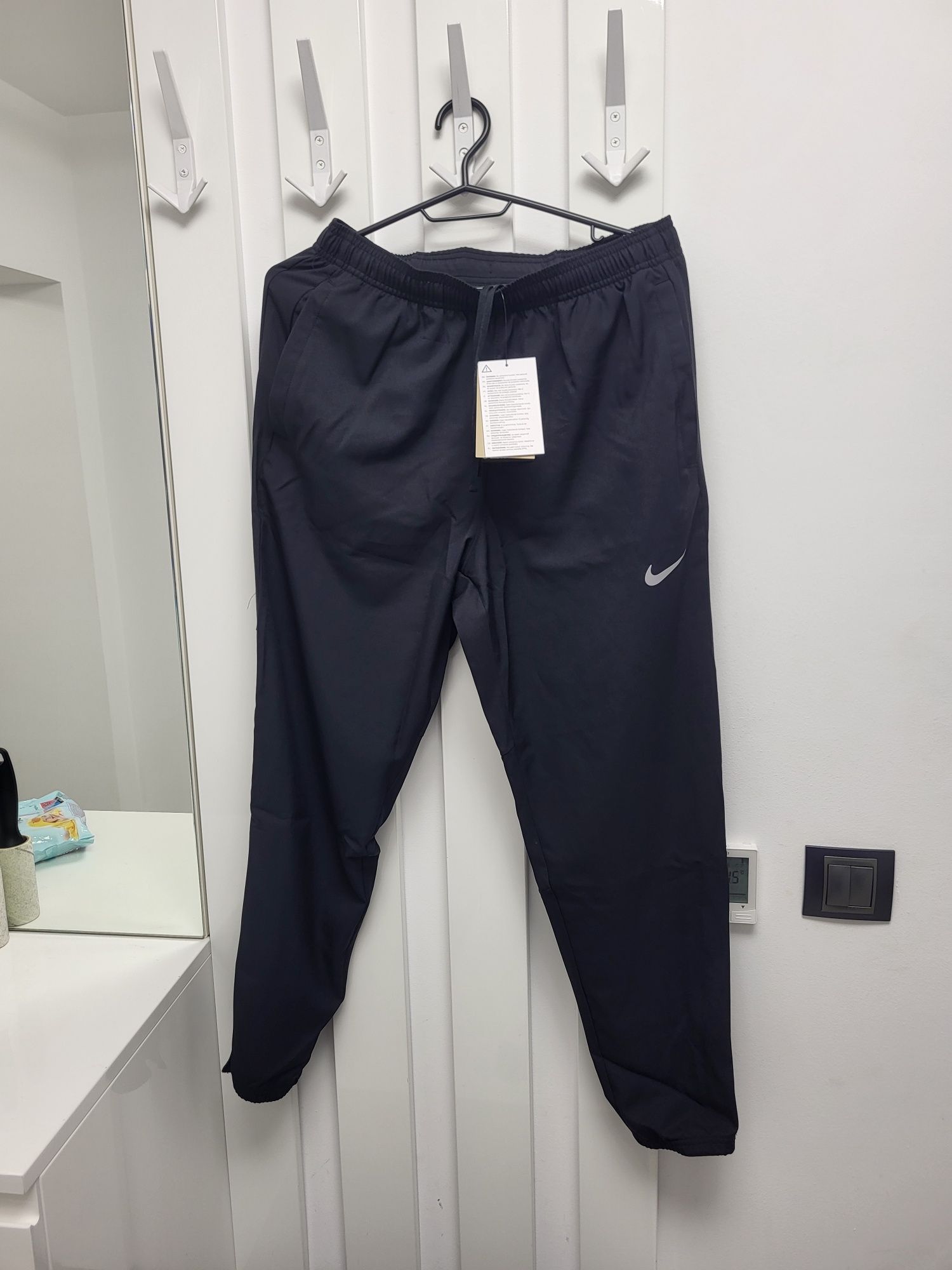 Pantaloni nike bărbați S originali running