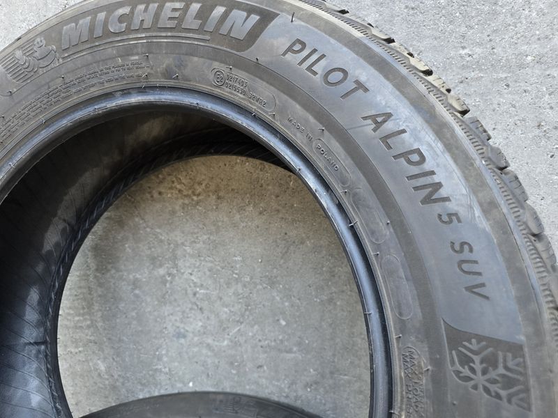 235/60/18 MICHELIN 4бр