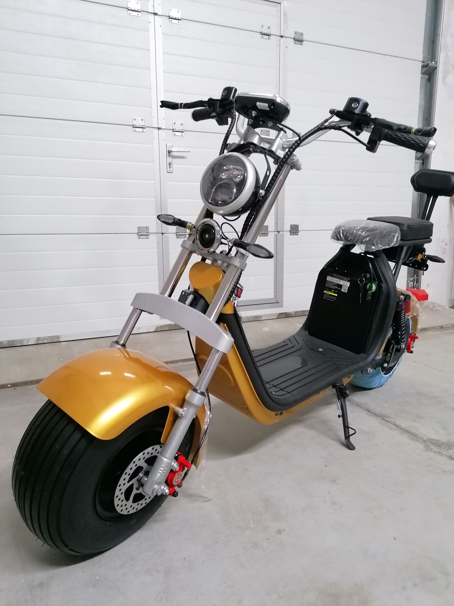 Scuter electric nou ShansuModel