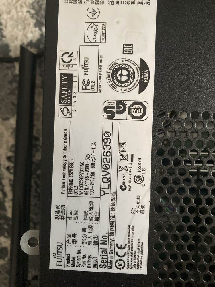 Fujitsu Esprimo E520 E85+ 16 gb RAM placa video dedicata GT1030