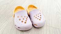 Vand Crocs C7. Lila cu portocaliu