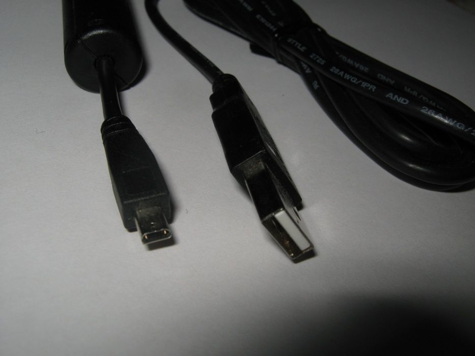 Cablu de date / audio - video, 8 pin UC-E6 aparat foto