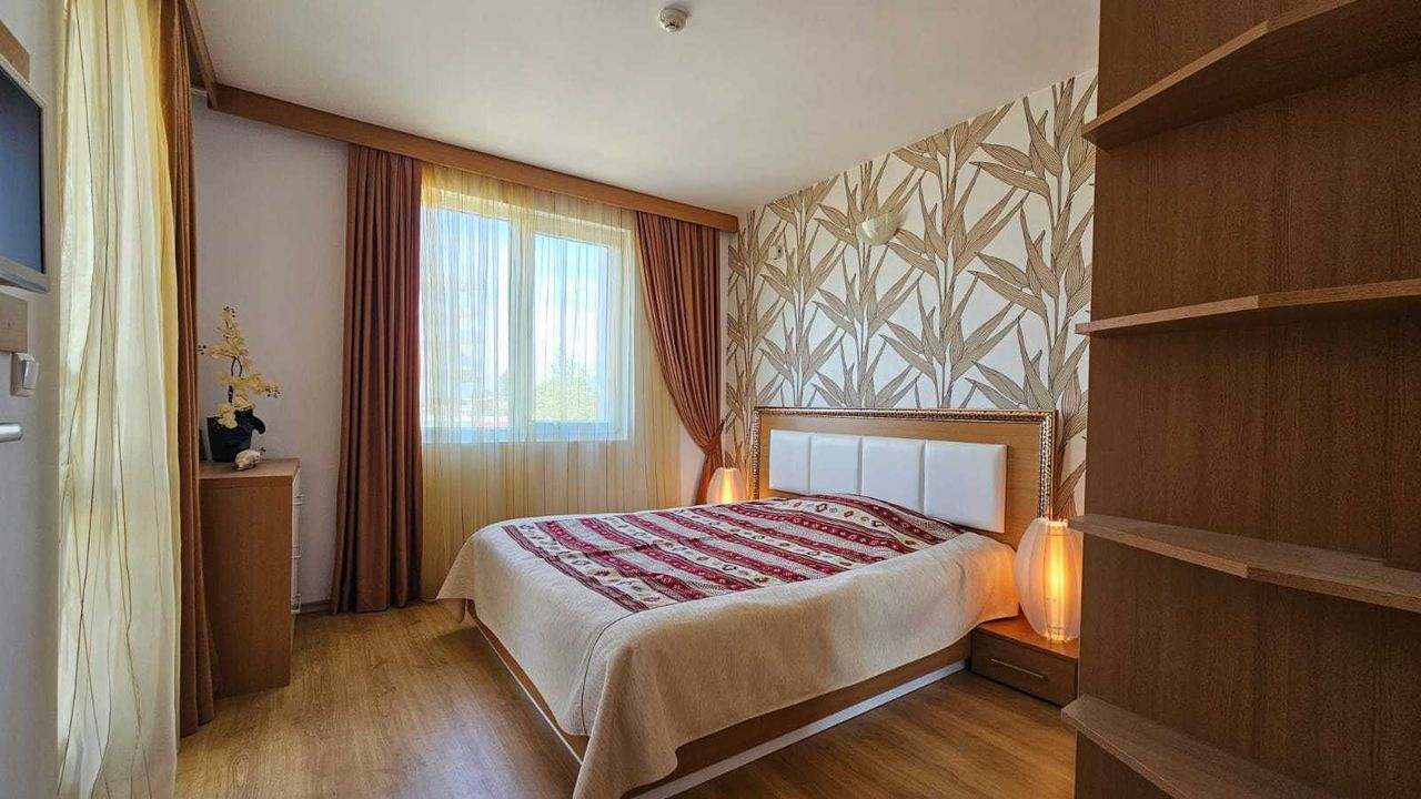 Продава се Двустаен апартамент в к.к. Слънчев бряг - 63 кв.м за 1247 €/кв.м - Снимка #12