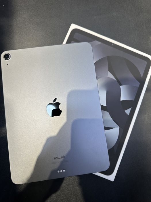 Продаетсая iPad Air 5/64 ГБ