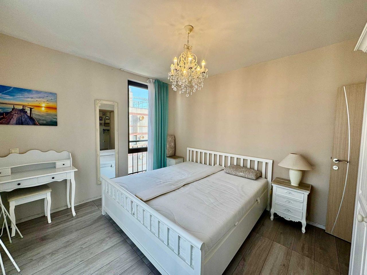 Продава се Двустаен апартамент в к.к. Слънчев бряг - 57 кв.м за 1350 €/кв.м - Снимка #4