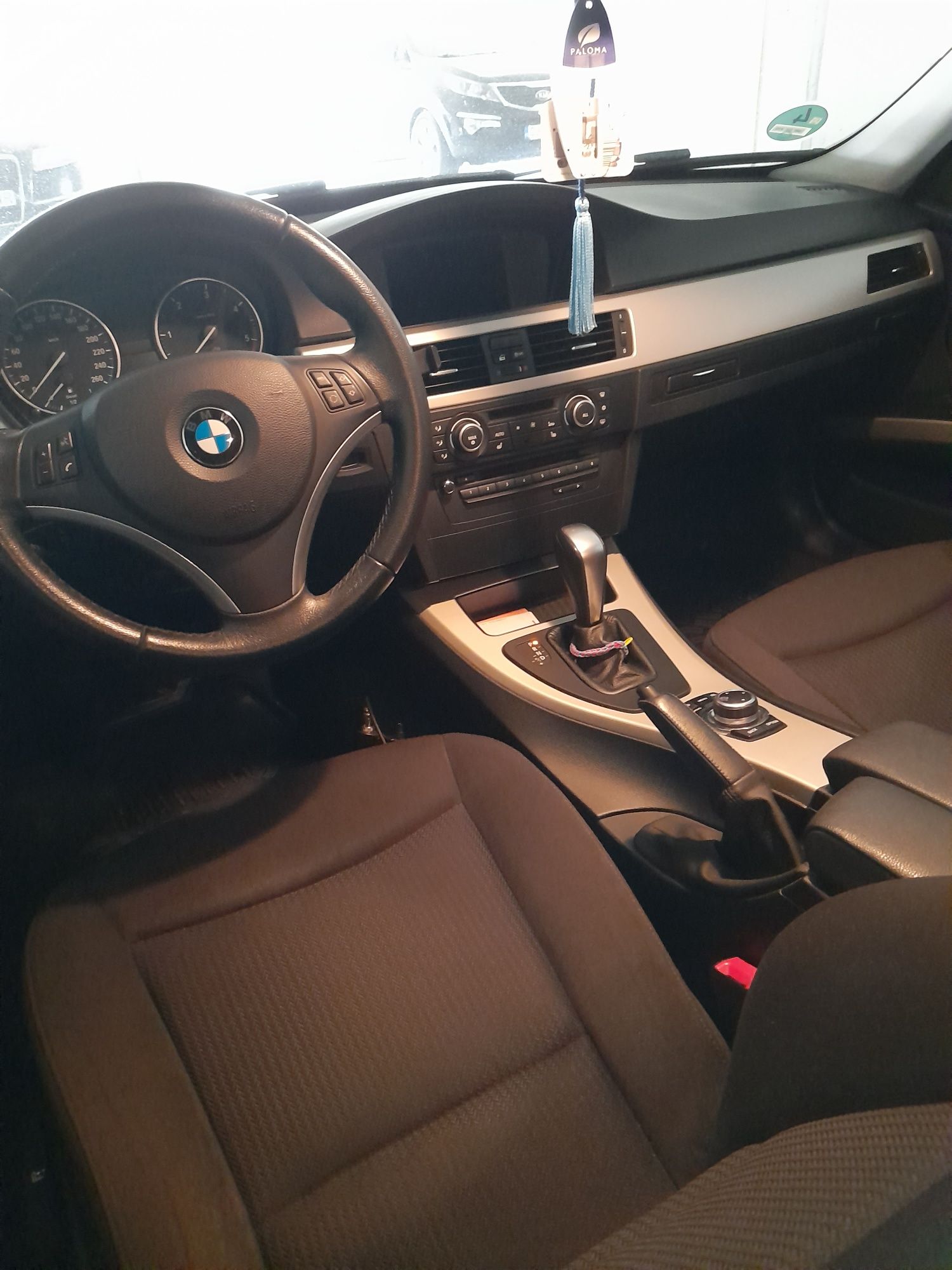 Vând BMW 320 d 184 cp