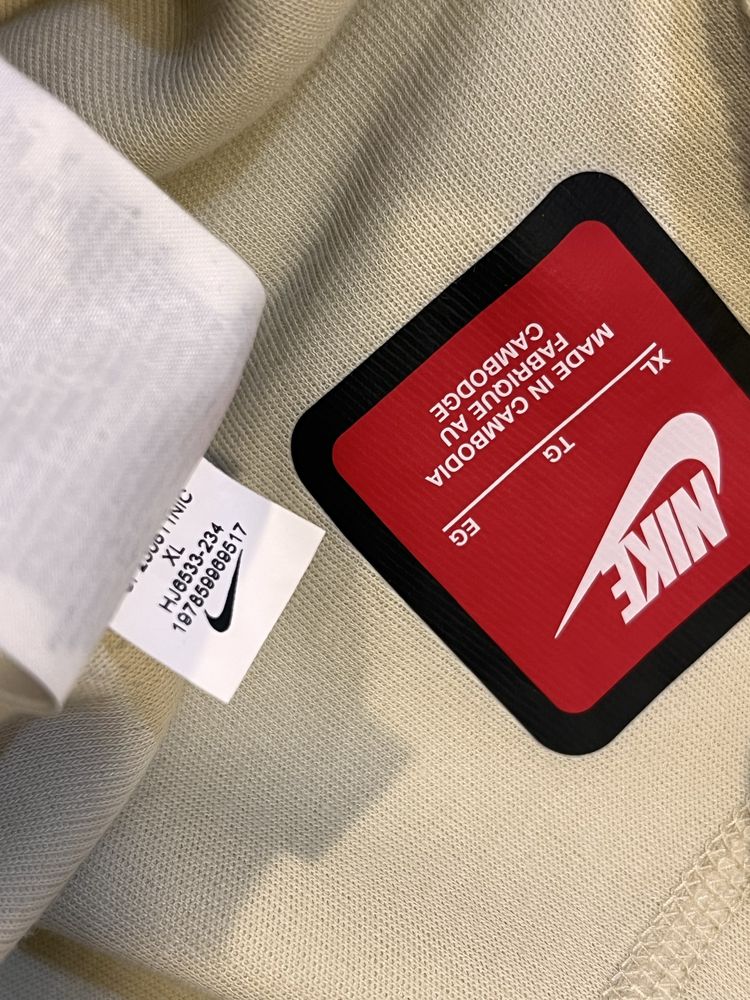 Nike Nylon Tech Fleece НОВО  S M L adidas new balance under armor
