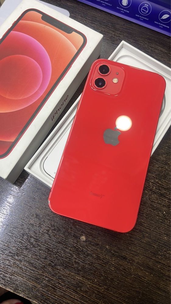 iPhone 12 в хорошем состояний