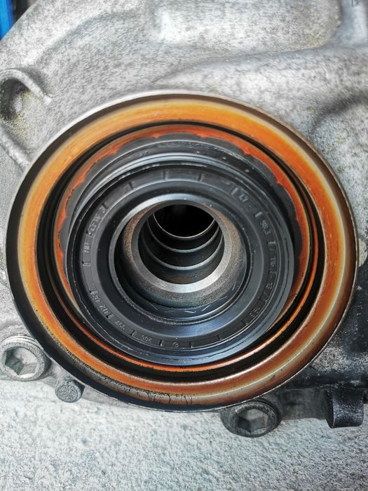 Grup diferential spate Mercedes E Class W213 A2133504507 Raport 2.473