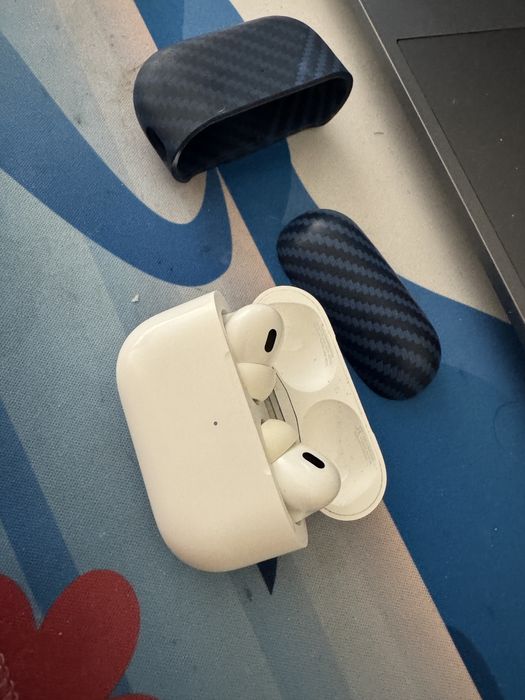 Продам Air pods pro 2 lightning