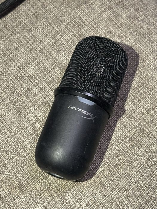 Микрофон HyperX solocast без стойки