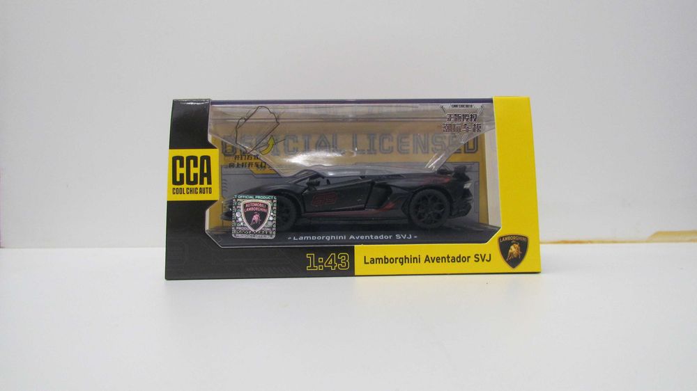 Чисто нови колекционерски метални колички