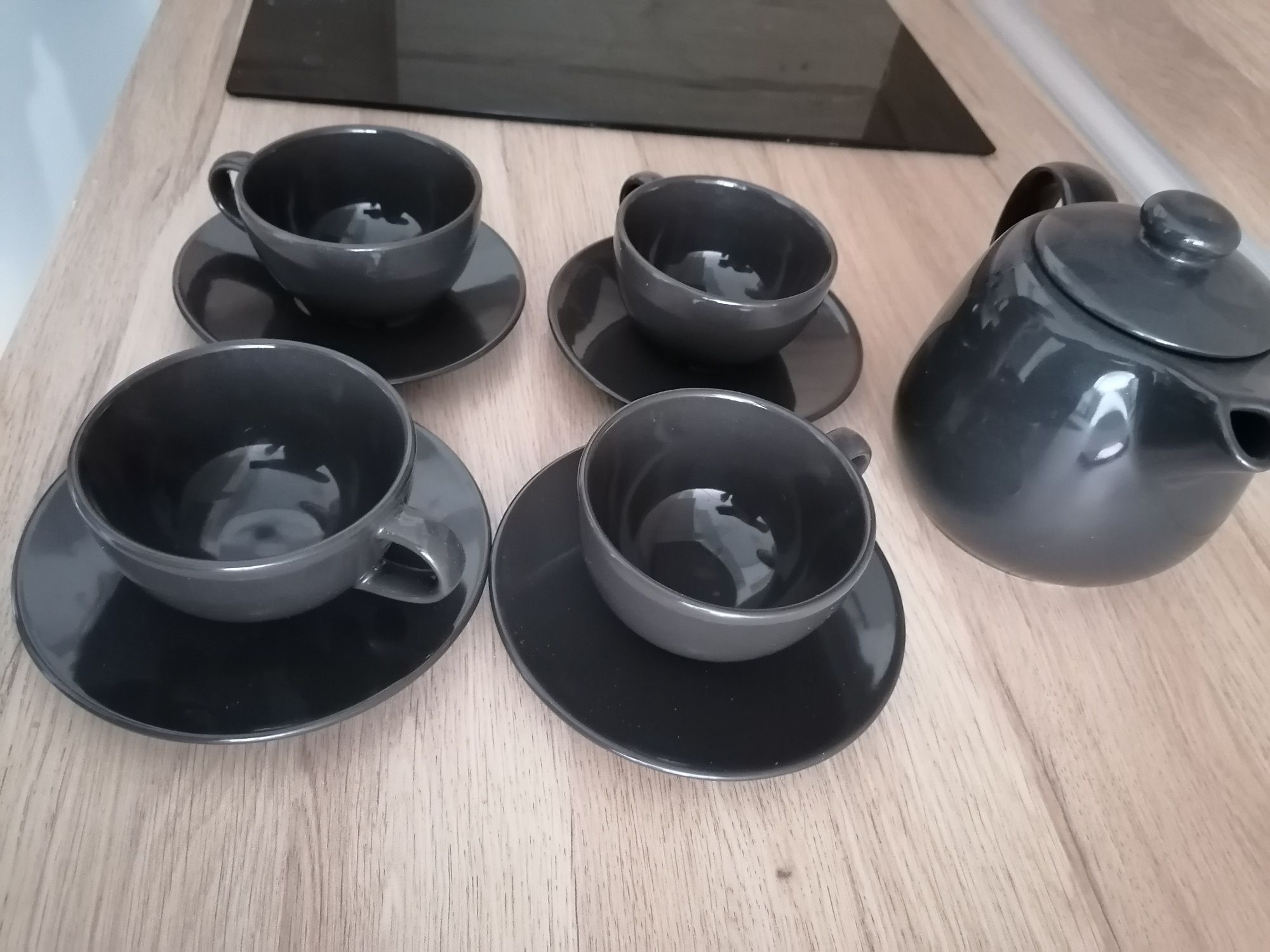 Сервиз за чай IKEA чайник комплект с чаши и чинийки 4 броя