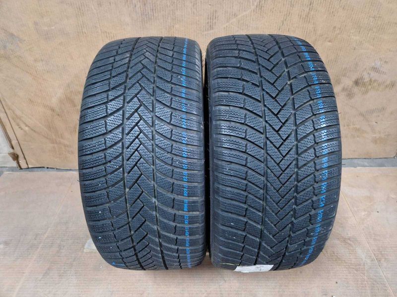 2 Bridgestone R18 245/40
зимни гуми 
DOT1419