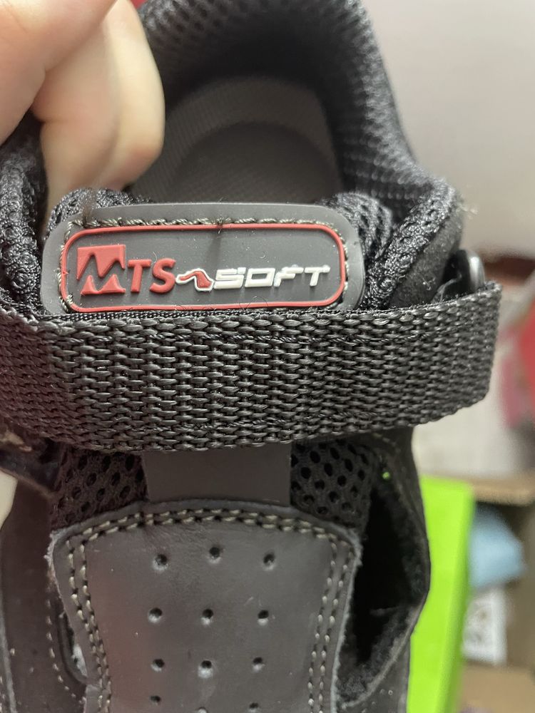 Bocanci  tip sandală cu bombeu MTS Soft
