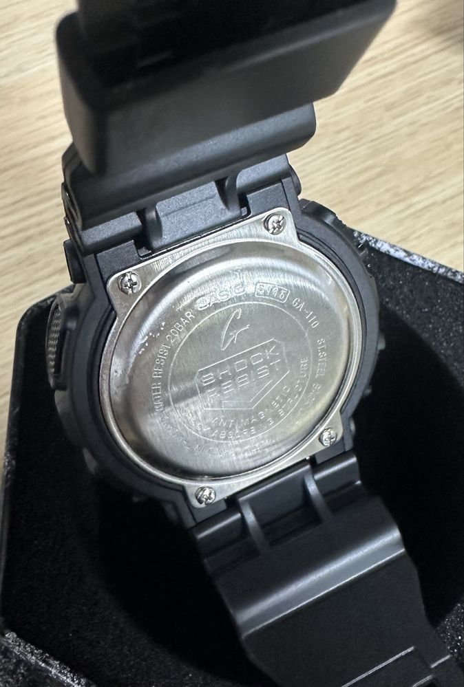 Часовник G-Shock GA-110BW