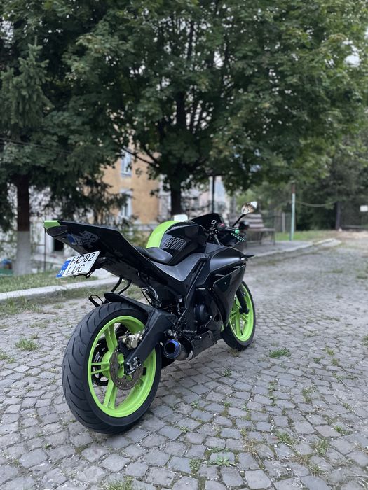 Yamaha YZF R-125
