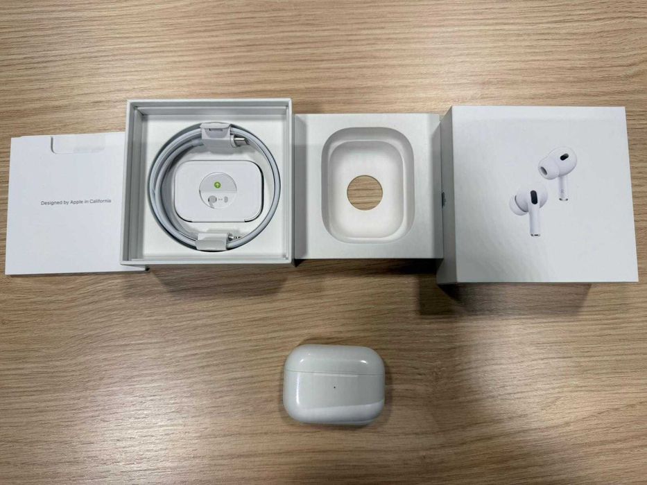 Apple AirPods Pro 2 (lightning 2022)