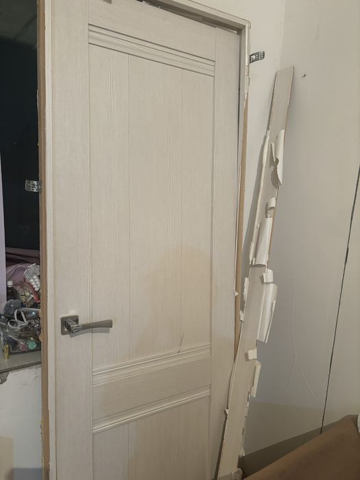 Продается дверь бу