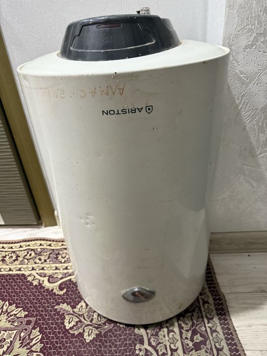 аристон 100литр  буу