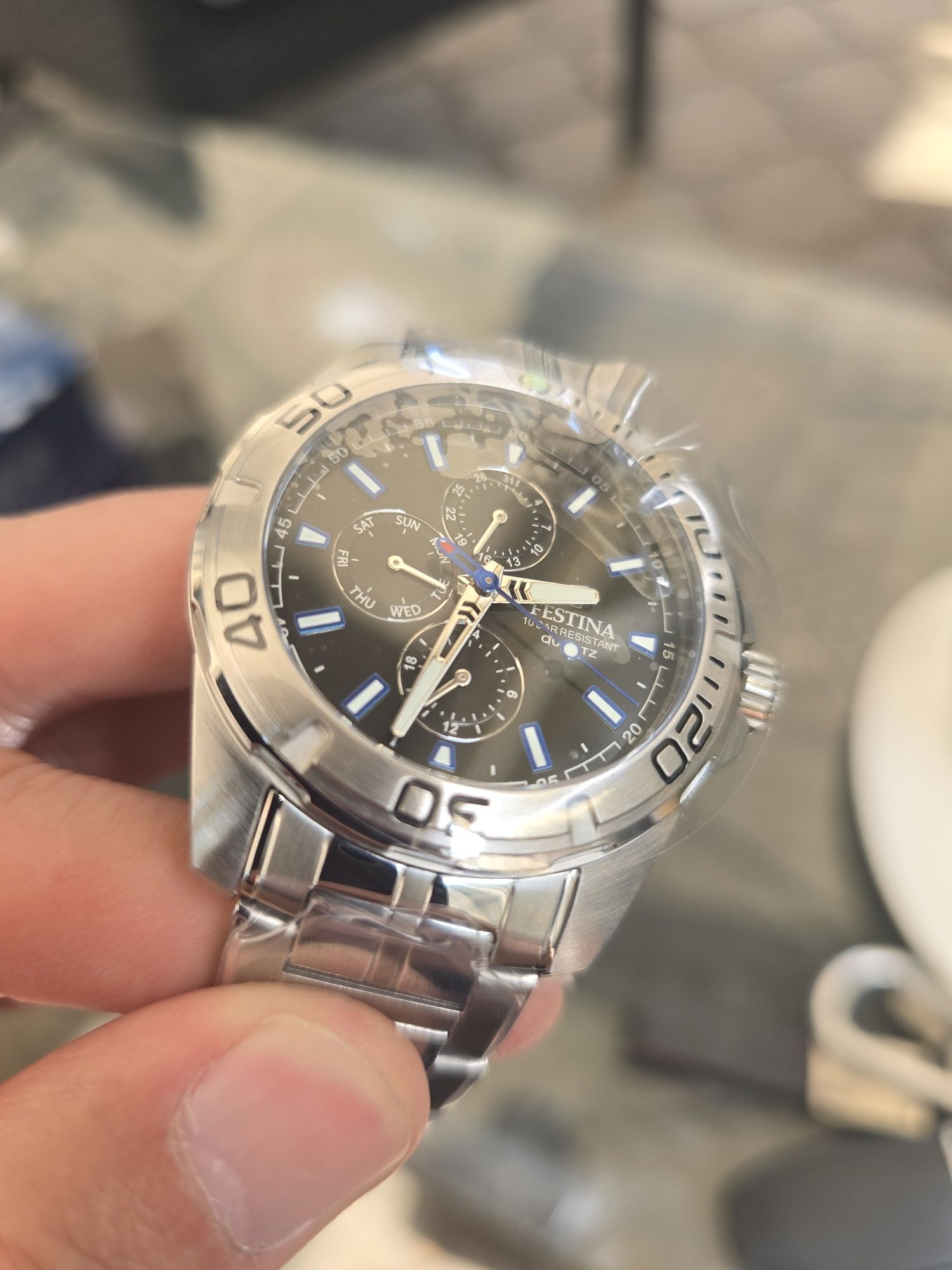 Часовник FESTINA