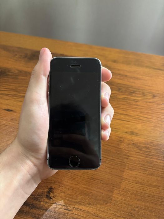 Iphone se в идеальном состоянии