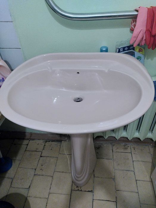 Раковина для ванной тюльпан