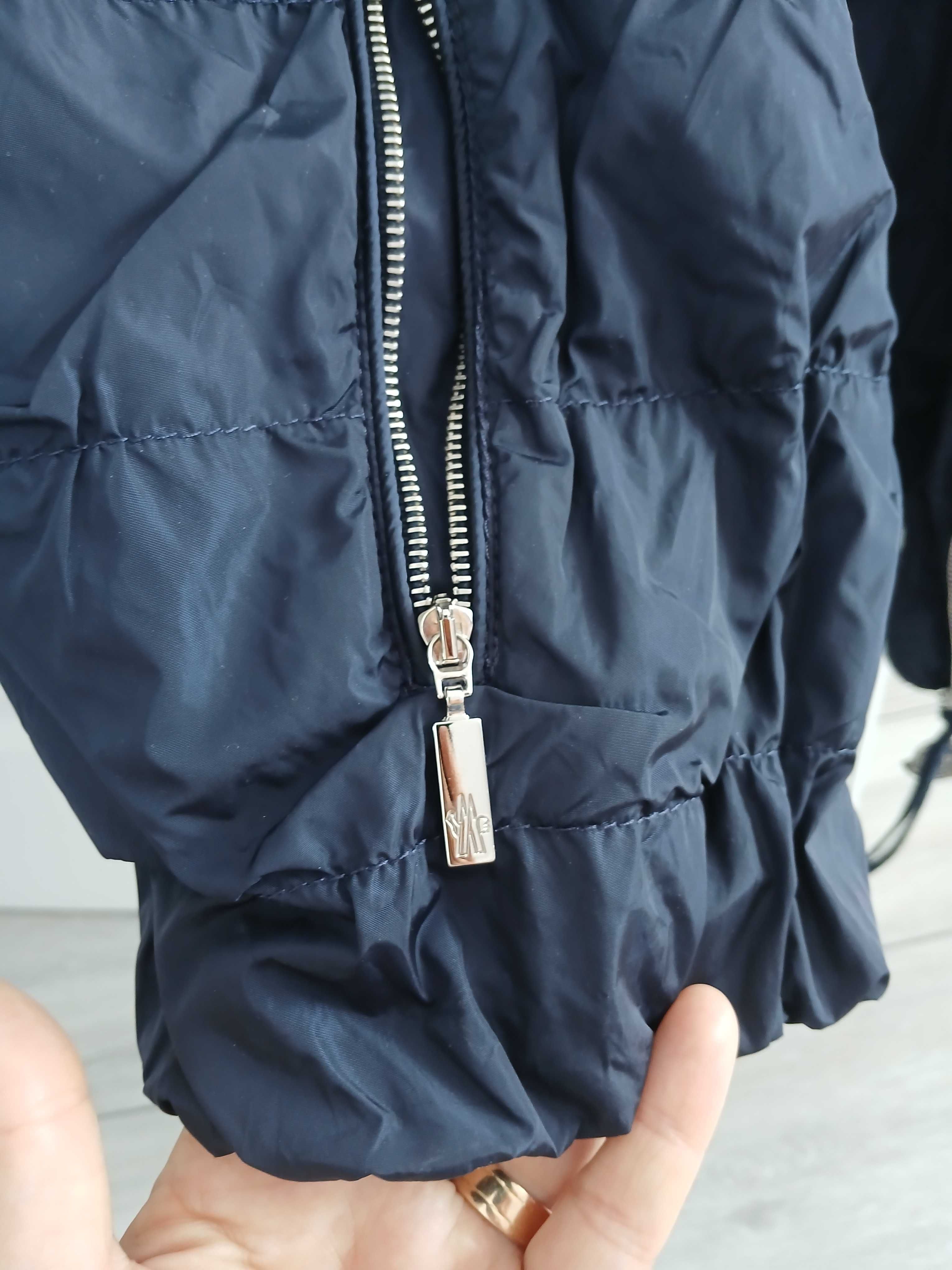 Jacheta de dama Moncler, bleumarin cu maneca 3/4