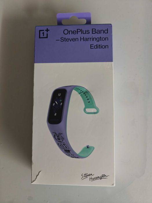 Смарт часовник OnePlus Band Steven Harrington Edition