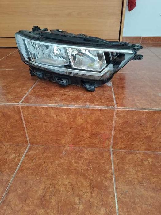 Far dreapta VW T-ROC halogen cod 2GA941006B