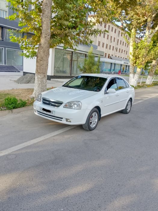 Laseti 2 pazitsiya srochna sotiladi