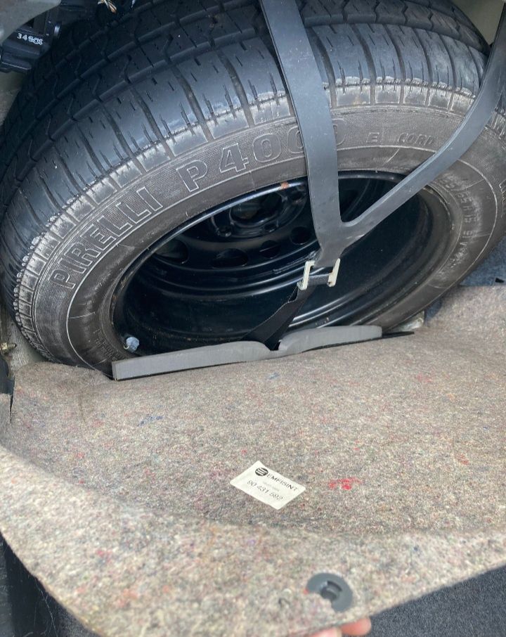 Opel omega  2,0i 16v  11029 km