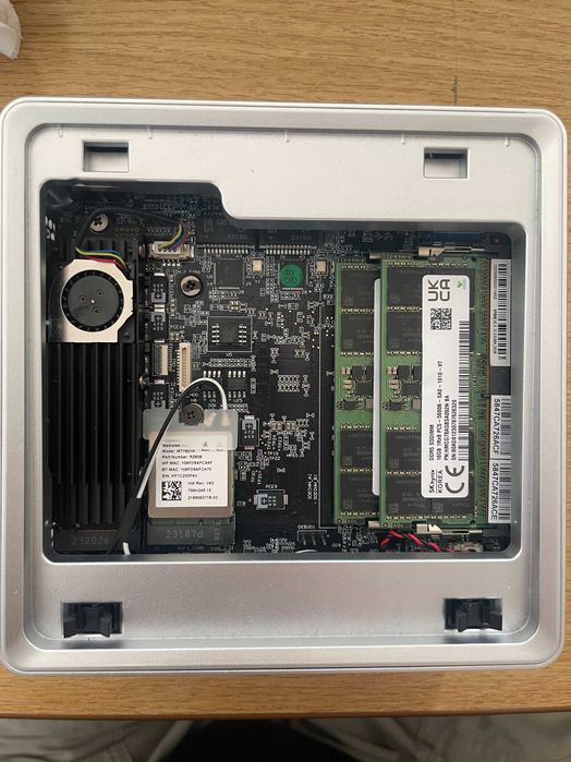 Minisforum NPB5 mini-PC