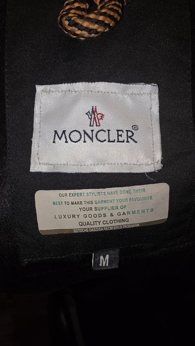 Greaca Moncler Neagra
