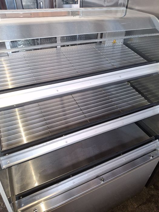 Топла витрина FRI-JADO