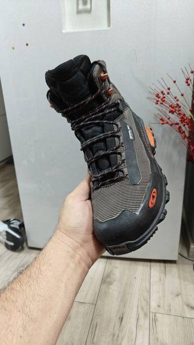 Salomon revo gcs gtx Nr 42