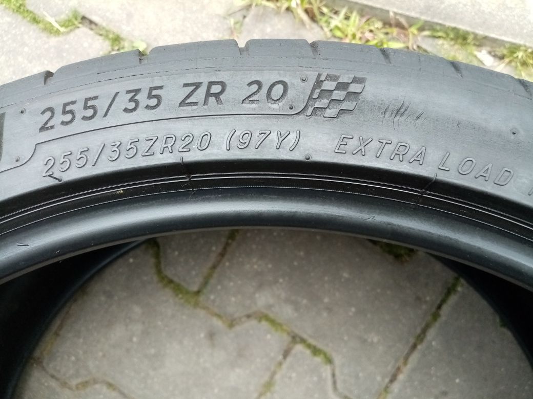 Anvelope de vara 255 35 20 Michelin Pilot Sport 4S