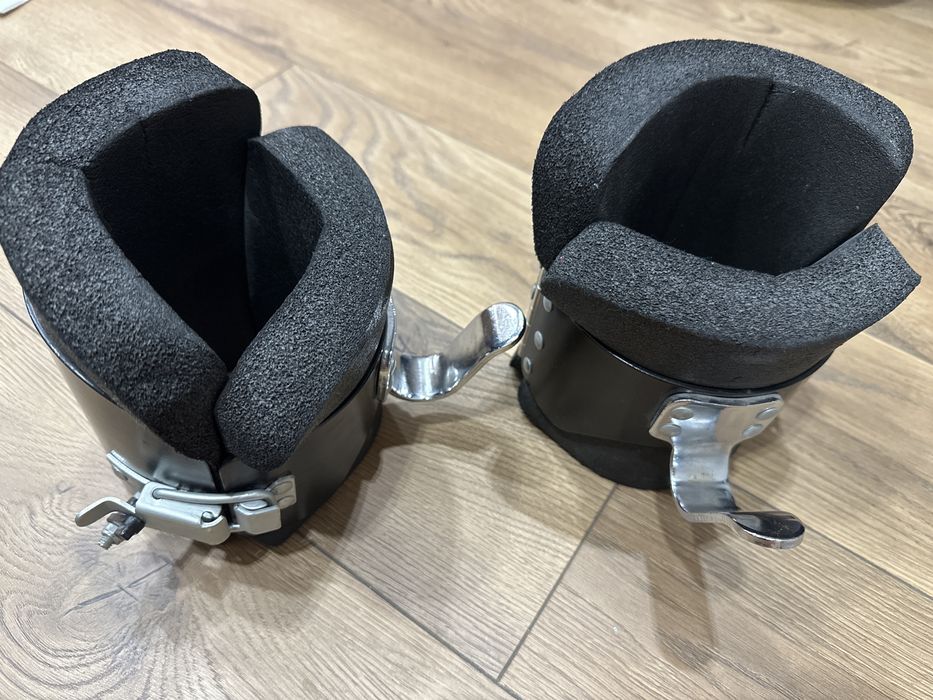 Инверсионные ботинки