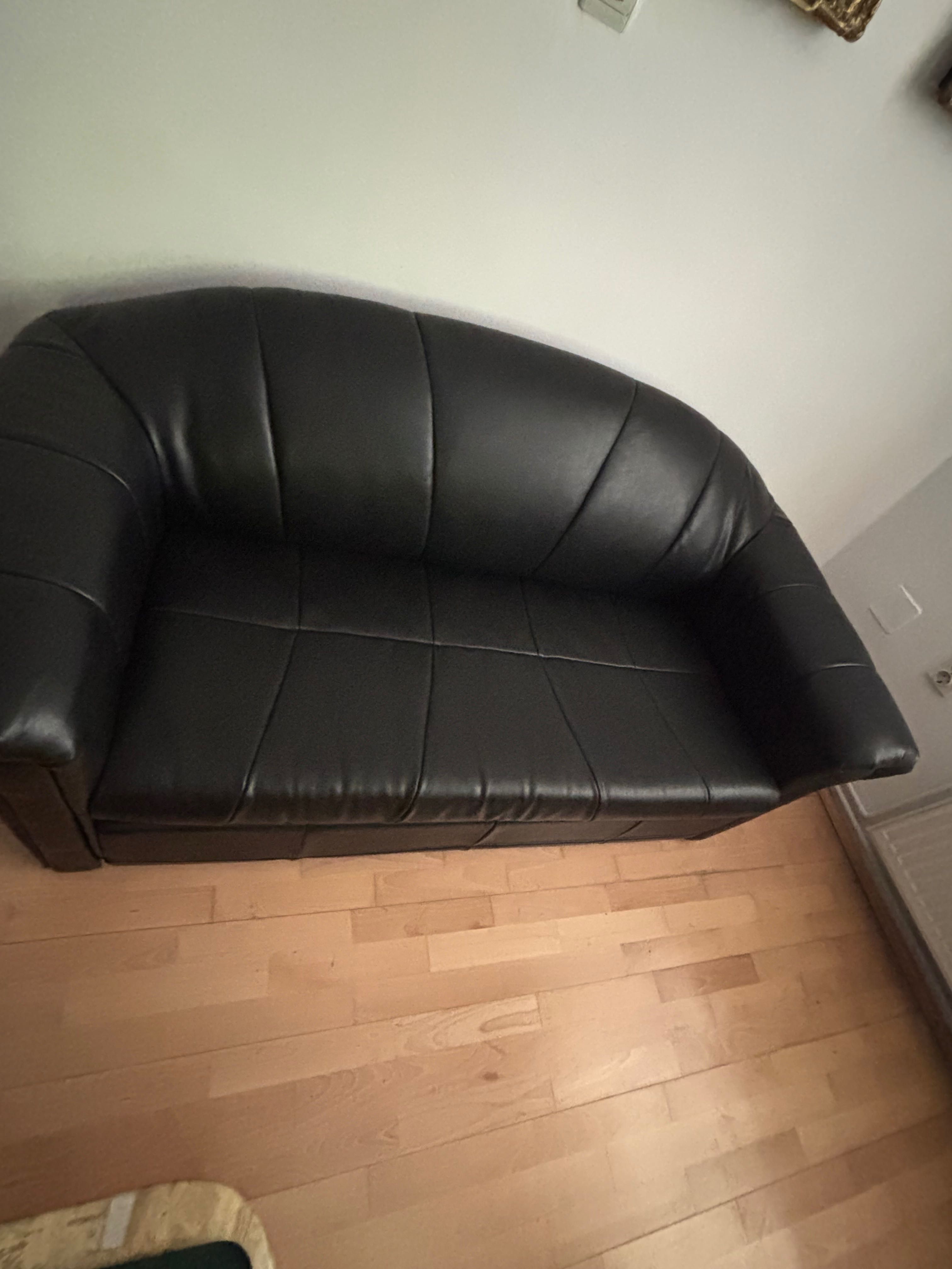 Set piele, 2 canapele/1 extensibila +1 fotoliu