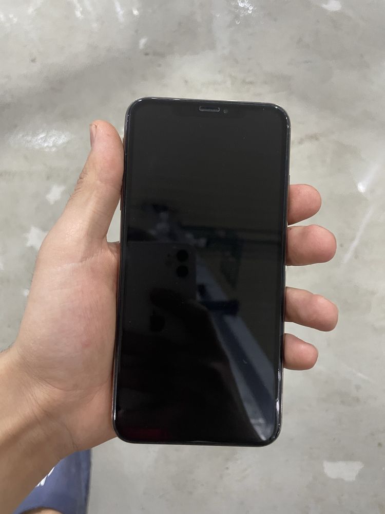 Iphone xs max srochno sotiladi umuman aybi yuq